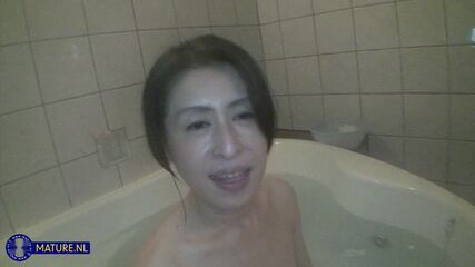 Hairy Japanese MILF Creampied